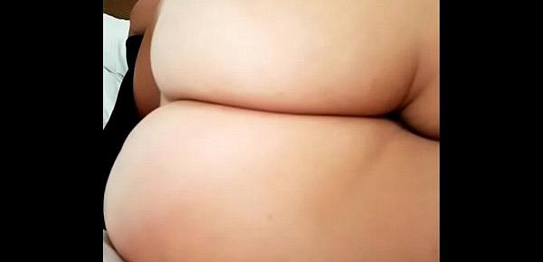  Hubby touch my big booty and show my asshole